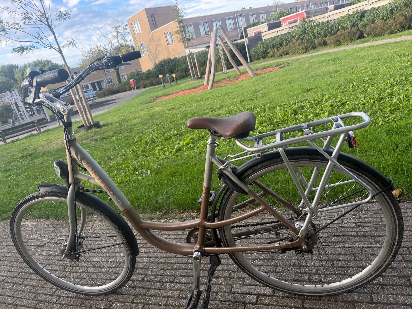 Montego damesfiets met lage instap en versnellingen, Fietsen en Brommers, Fietsen | Dames | Damesfietsen, 50 tot 53 cm, Trommelrem