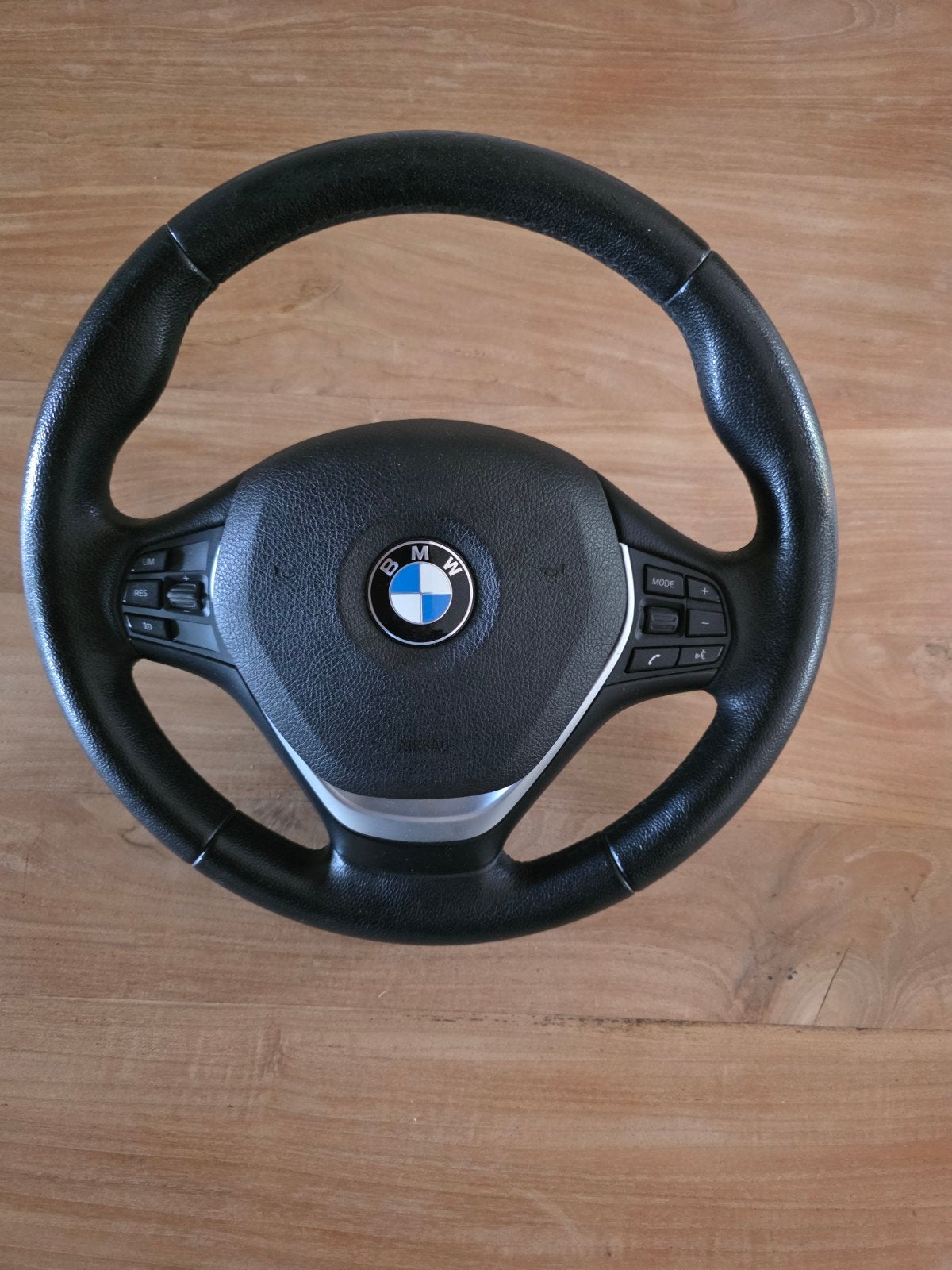 Stuur BMW F31 - Achterzijde licht beschadigd, Ophalen of Verzenden, Gebruikt, BMW
