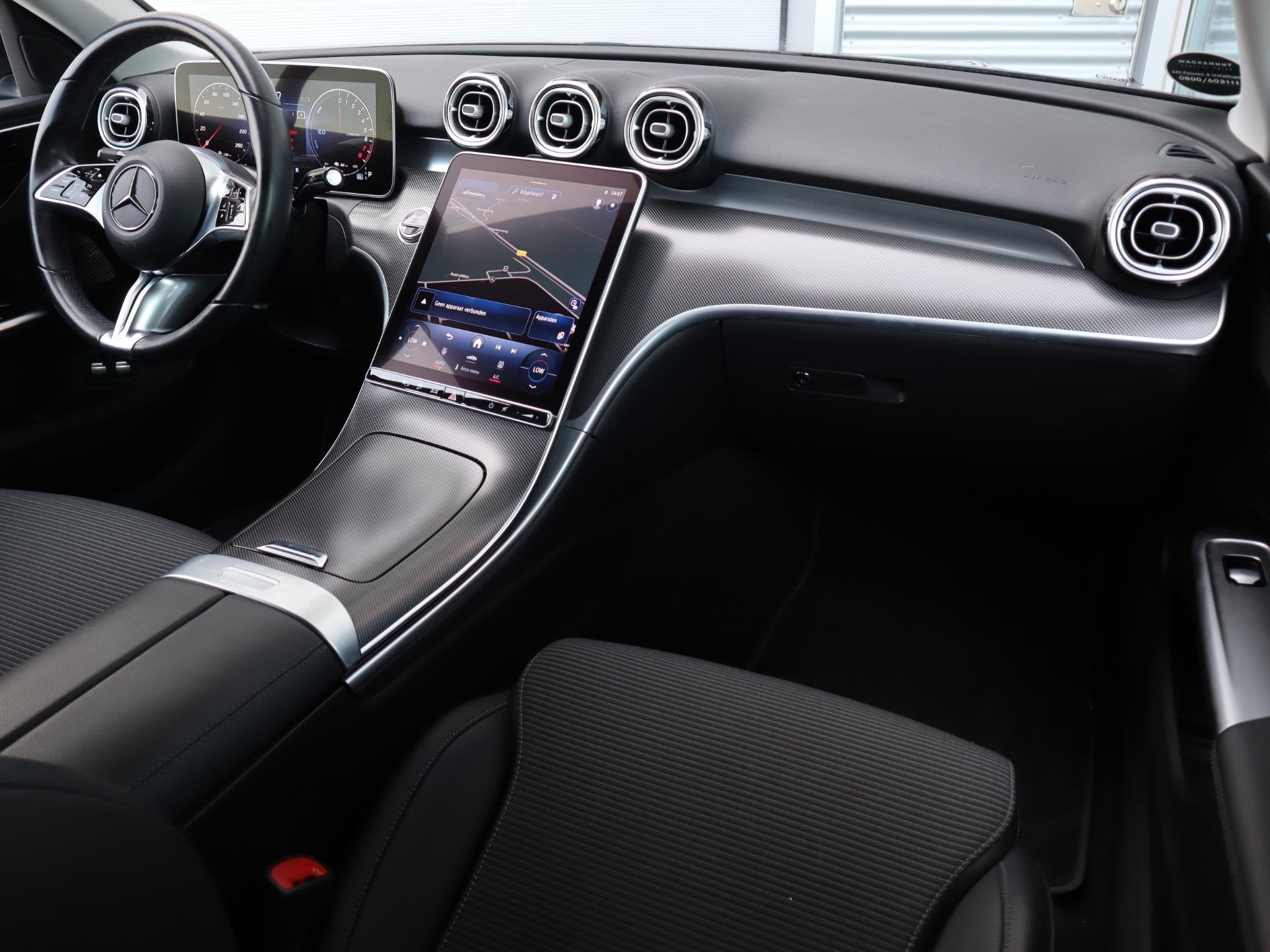 Mercedes-Benz C-klasse 300 e Luxury Line, Auto's, 4 cilinders, Zwart, Plug-in hybride, Bedrijf