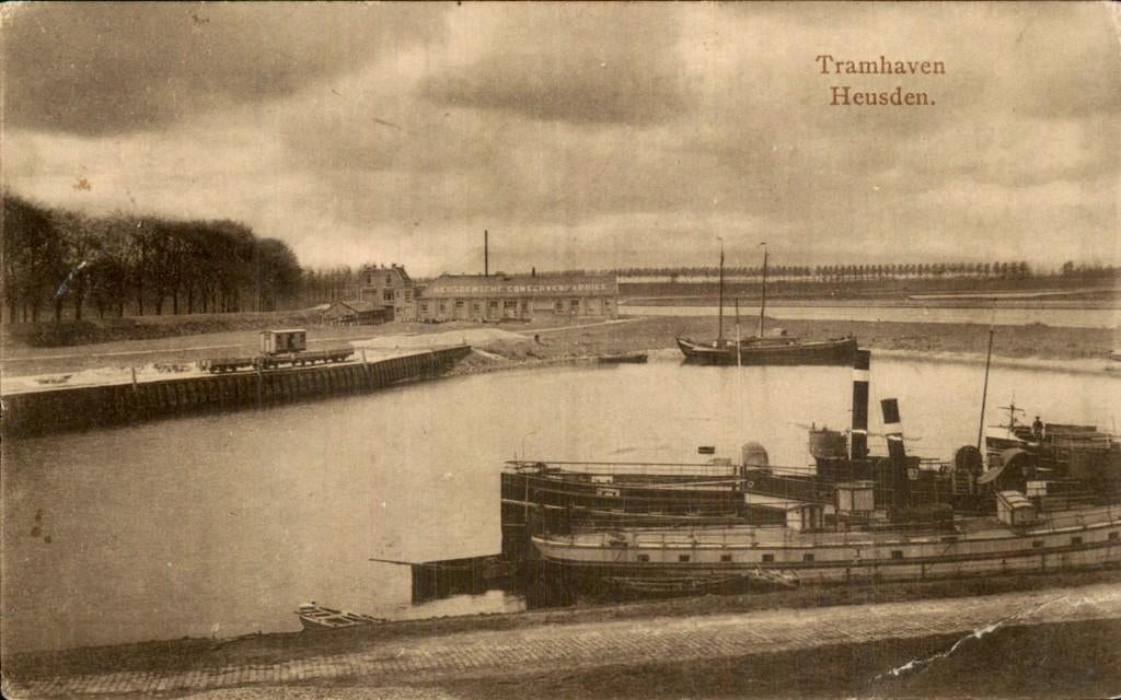 Heusden - Tramhaven - Conservenfabriek, Verzamelen, Ansichtkaarten | Nederland, Gelopen, Noord-Brabant, 1940 tot 1960, Ophalen of Verzenden