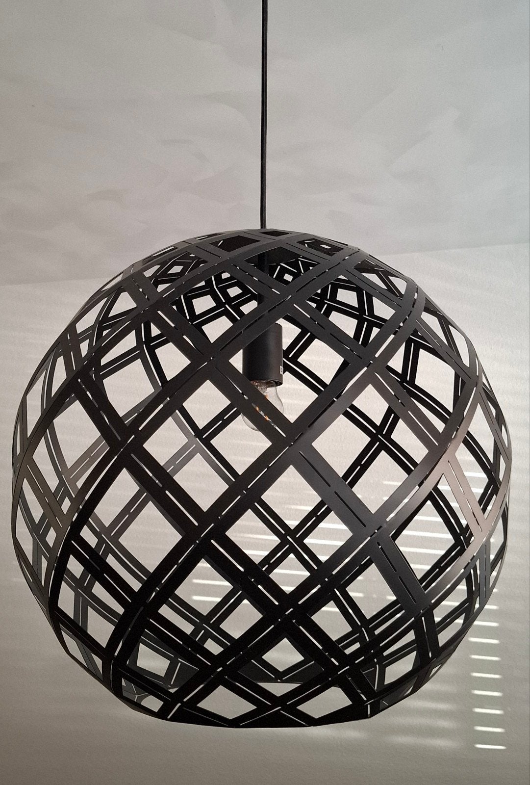 Sfeervolle plafondlamp, Huis en Inrichting, Lampen | Hanglampen, Modern, past in ieder interieur, Ophalen of Verzenden, Zo goed als nieuw