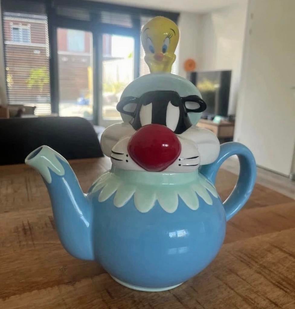 Tweety and Sylvester Theepot, Verzenden