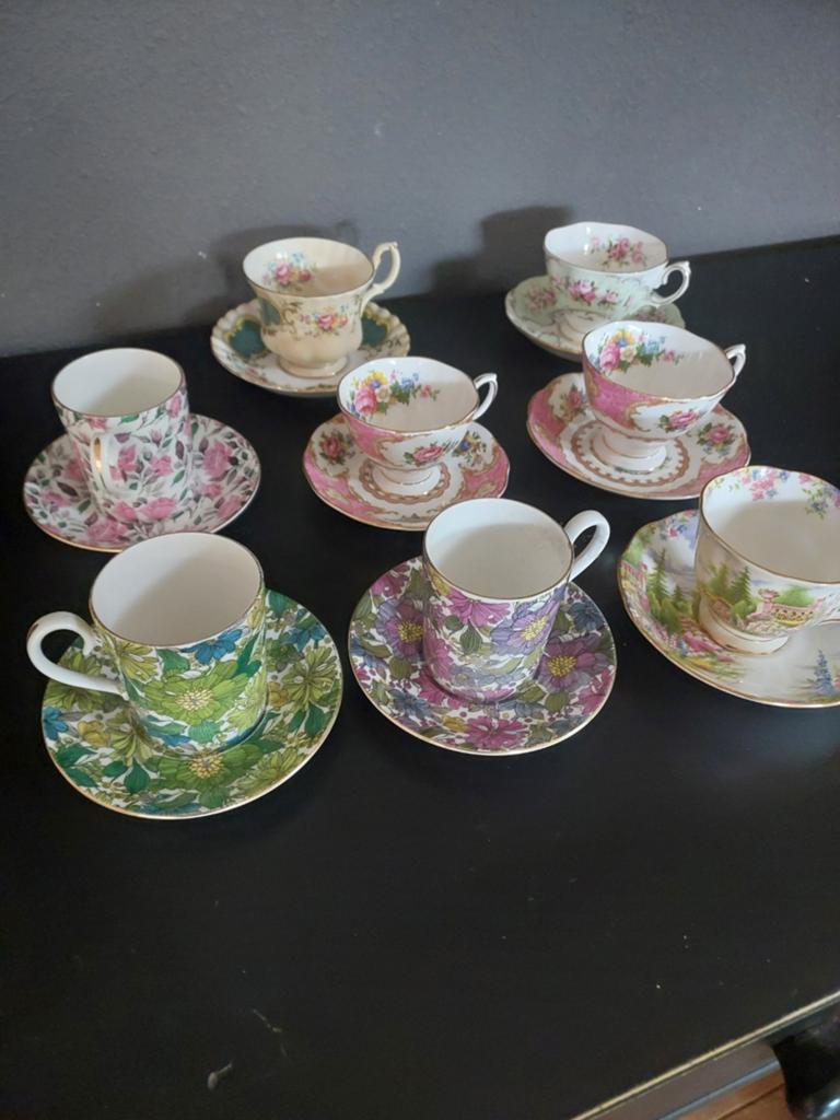 Royal Albert porseleinen kop en schotels, Ophalen
