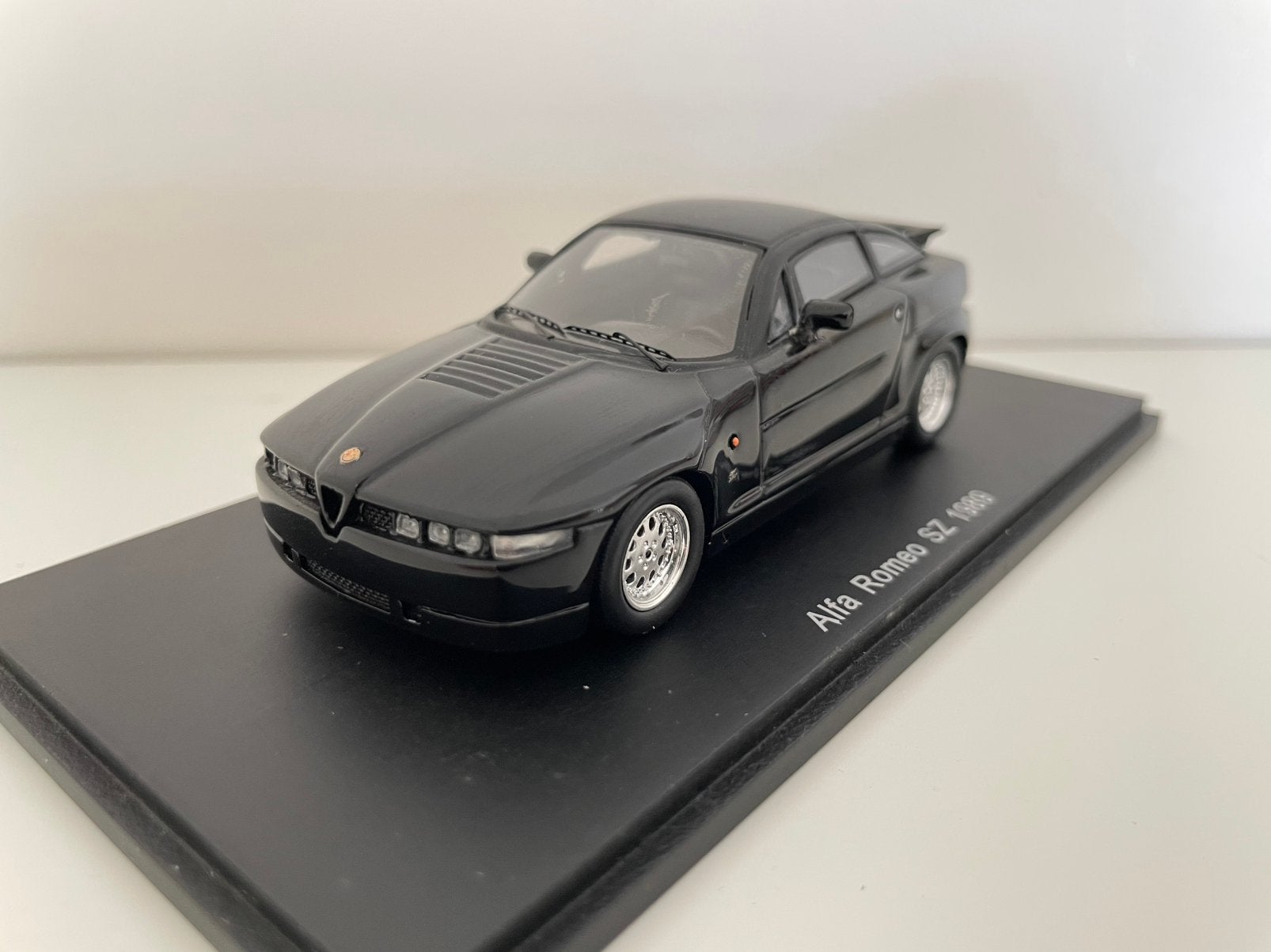 Spark Alfa Romeo SZ, Ophalen of Verzenden, Zo goed als nieuw, Auto, Overige merken