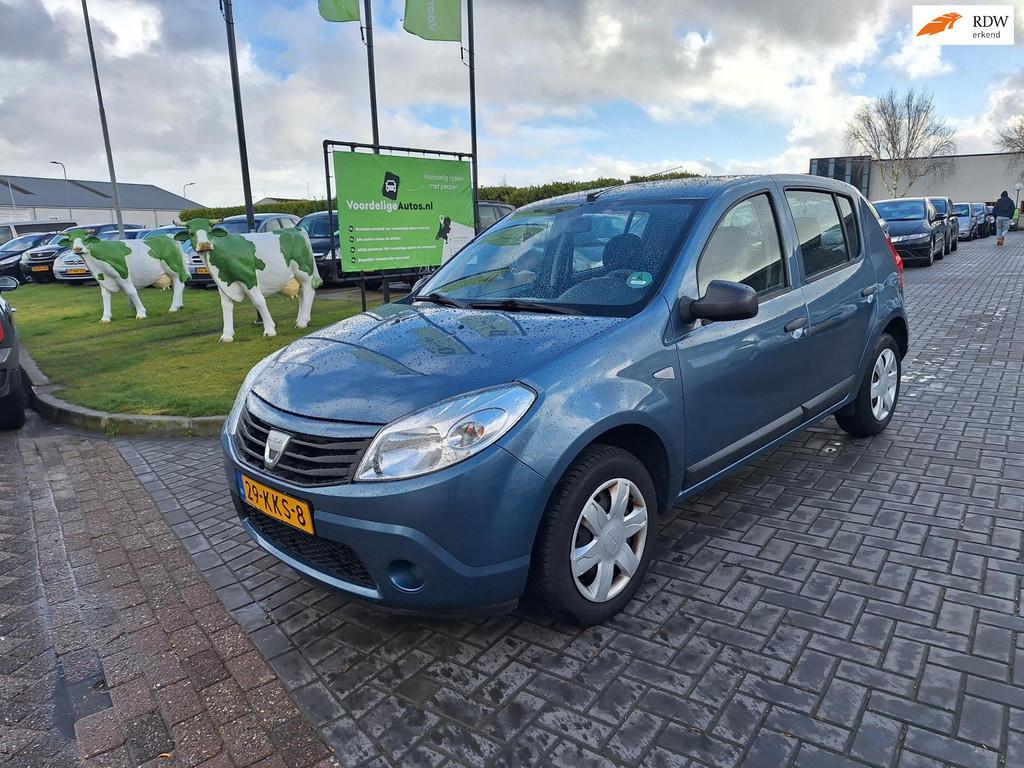 Dacia Sandero 1.2 Ambiance / Zuinige auto / APK jan 2027, Auto's, Dacia, Voorwielaandrijving, Gebruikt, 31 €/maand, Blauw