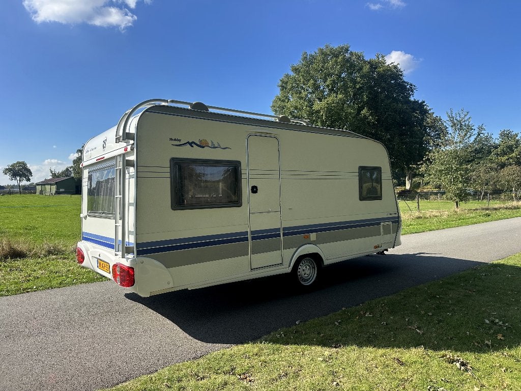 Prachtige HOBBY EXCELLENT 460UFe, 2004, MOVER, LUIFEL, Caravans en Kamperen, Caravans, Mover, Vast bed, Rondzit, Hobby
