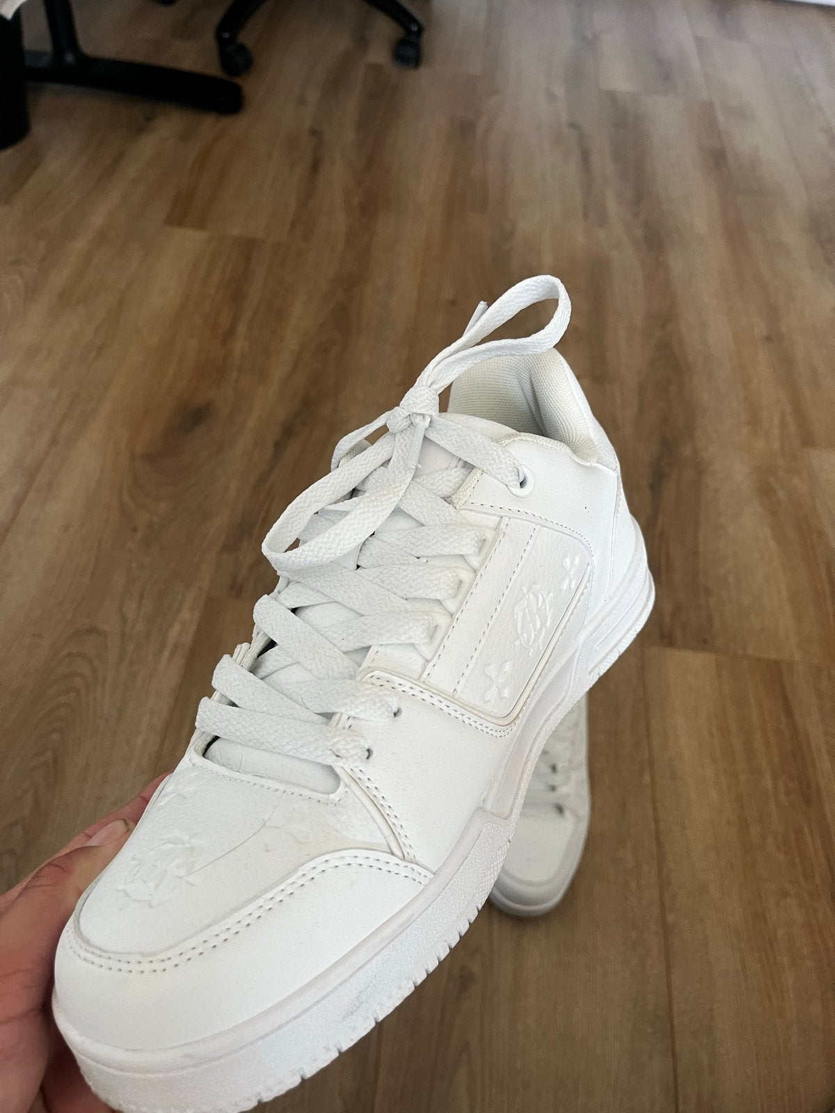 Witte sneakers maat 44 van New Yorker, Ophalen of Verzenden, Gedragen, Wit, Sneakers of Gympen