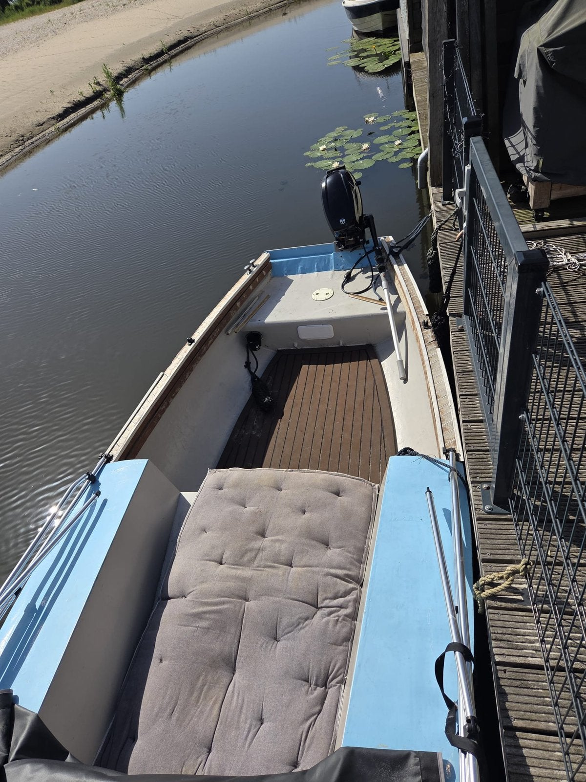 Boot te koop, Watersport en Boten, Sloepen, Gebruikt, Grachtenboot, Afdekzeil, Anker, Antifouling, Kussenset, Zonnedek, Benzine