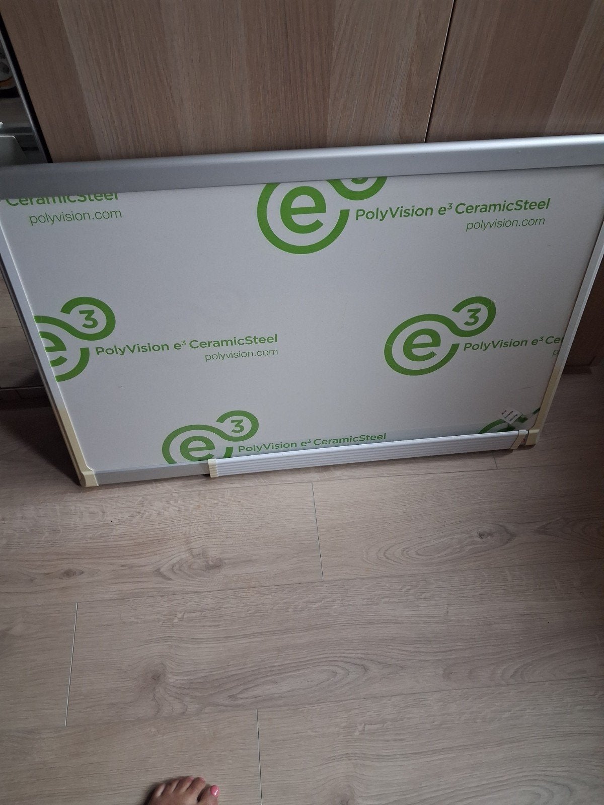 PolyVision e³ CeramicSteel whiteboard van 90  60 cm, Ophalen