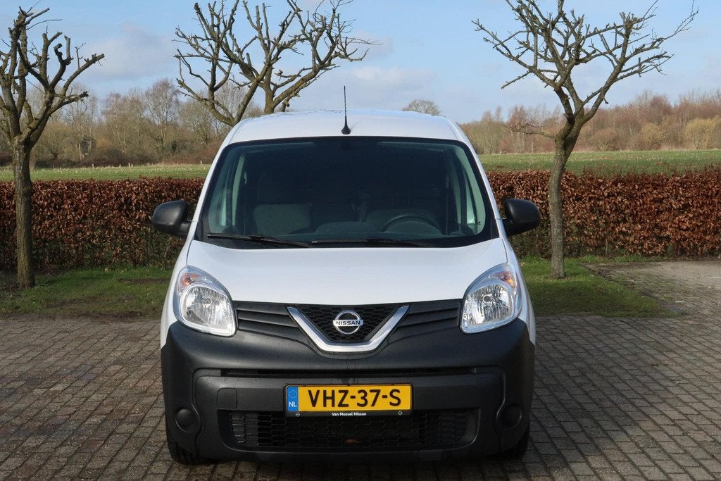 Nissan NV250 1.5 dCi 95 L1H1 Acenta AIRCO 3 ZITS TREKHAAK, Auto's, Voorwielaandrijving, Stof, Gebruikt, Met garantie (alle)