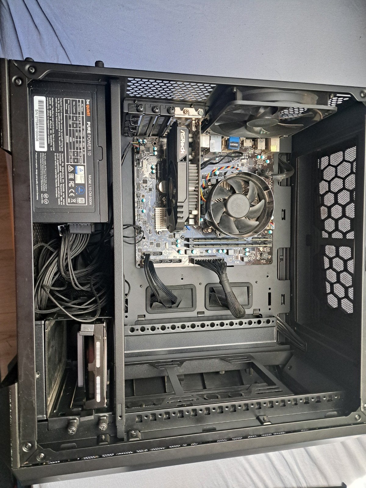 Budget PC + ChromeBook + 2x8 ddr4 ram + toetsenbord + tel, Computers en Software, Computerbehuizingen, Ophalen, Gebruikt