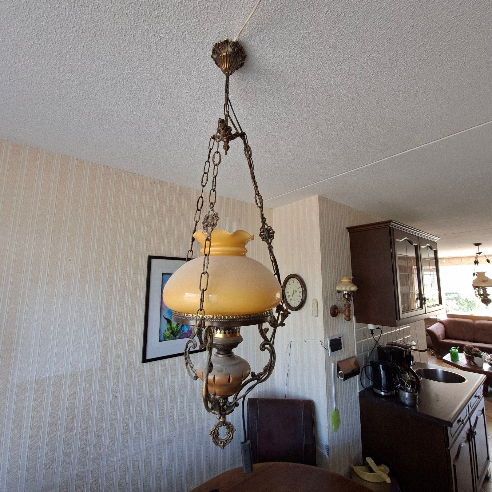 Antieke hanglamp met geel glazen kap, Antiek en Kunst, Ophalen
