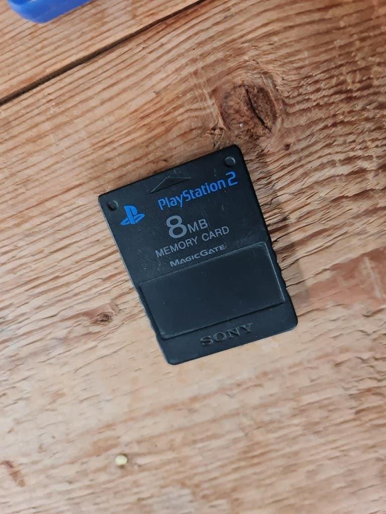 Sony PlayStation 2 8MB Memory Card - MagicGate, Ophalen of Verzenden, Gebruikt, Met geheugenkaart