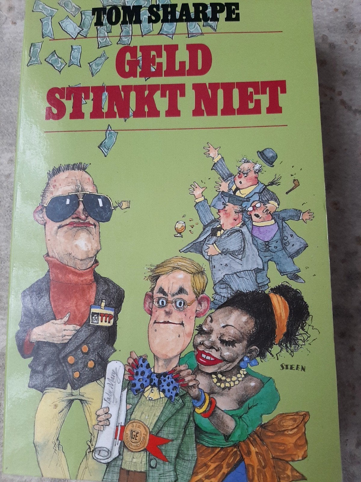 Geld stinkt niet - Tom Sharpe (1995), Boeken, Ophalen of Verzenden, Gelezen, Tom Sharpe, Europa overig