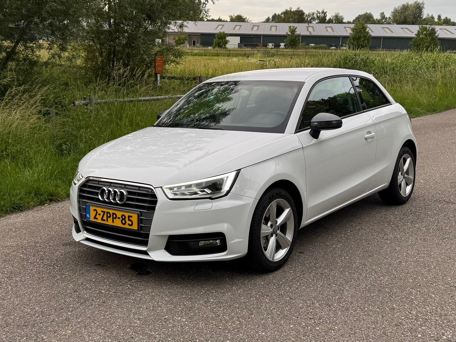 Audi A1 1.4 TFSI Design Pro Line 125 PK Xenon LED CarPlay, Auto's, Audi, Voorwielaandrijving, Zwart, 4 cilinders, 4 stoelen