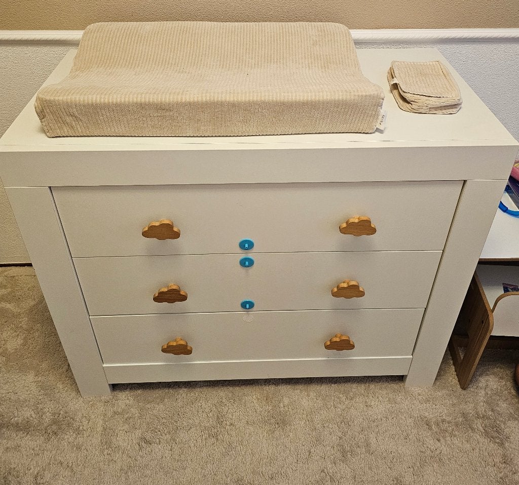Kledingkast, commode en ledikant, Ophalen, Gebruikt, Kast, 50 tot 70 cm