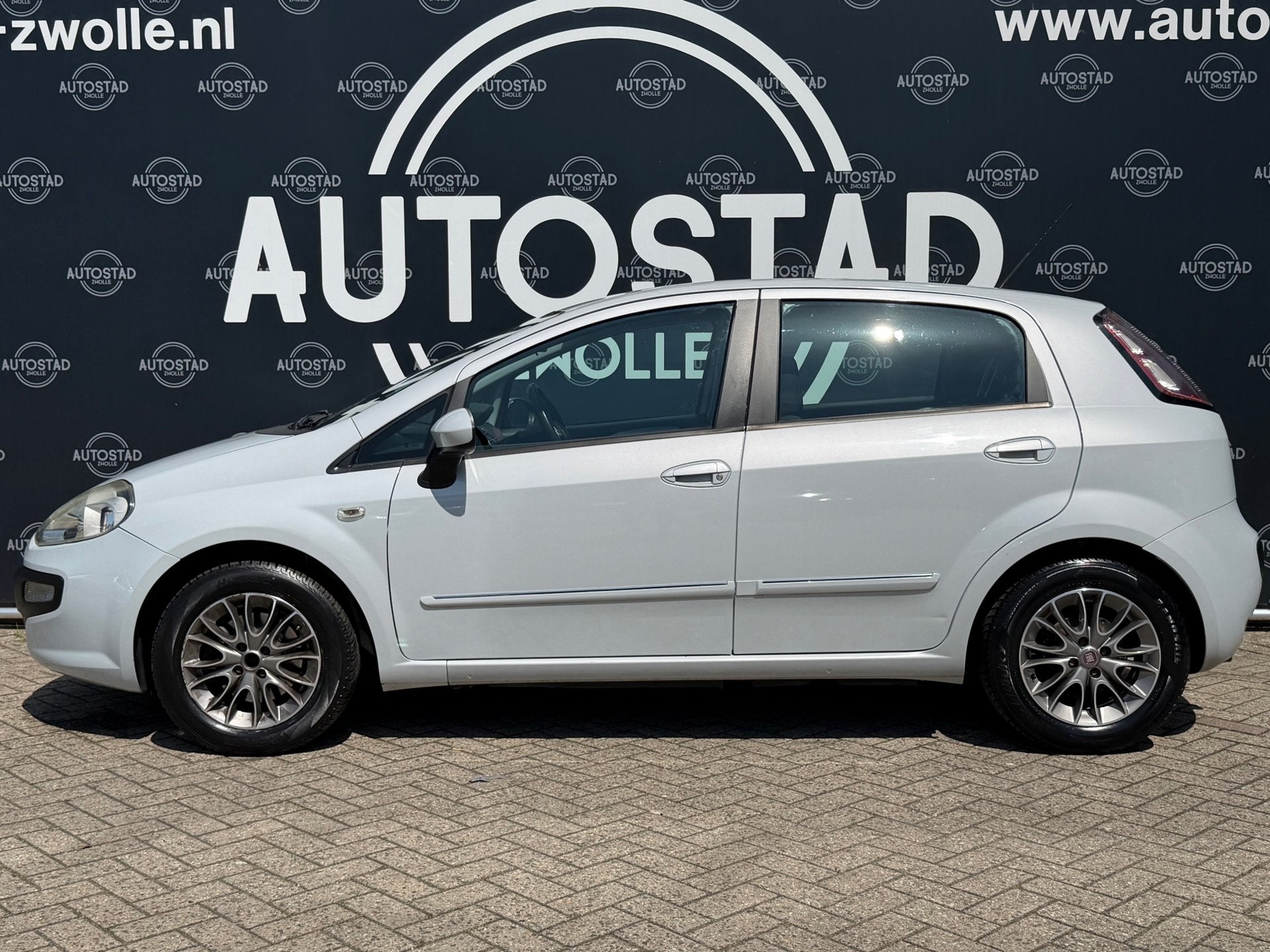 Fiat Punto Evo 1.3 M-Jet Dynamic NL-Auto / NAP / APK / Airco, Auto's, Fiat, Voorwielaandrijving, Euro 5, Automatische klimaatregeling