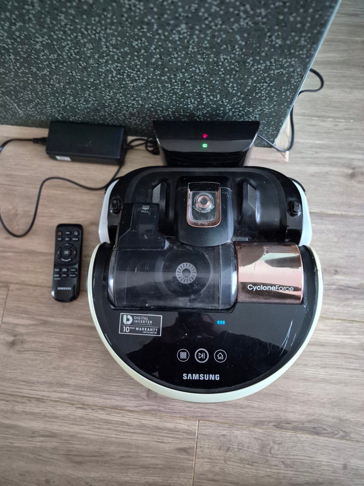 Samsung POWERbot VR9000 robotstofzuiger + afstandsbediening, Witgoed en Apparatuur, Gebruikt, Geschikt voor tapijt, Ophalen of Verzenden