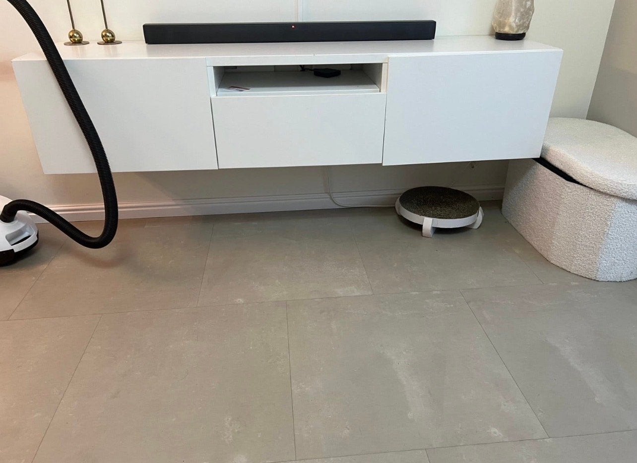 Witte zwevende tv-meubel met opbergruimte besta ikea, Ophalen, Gebruikt