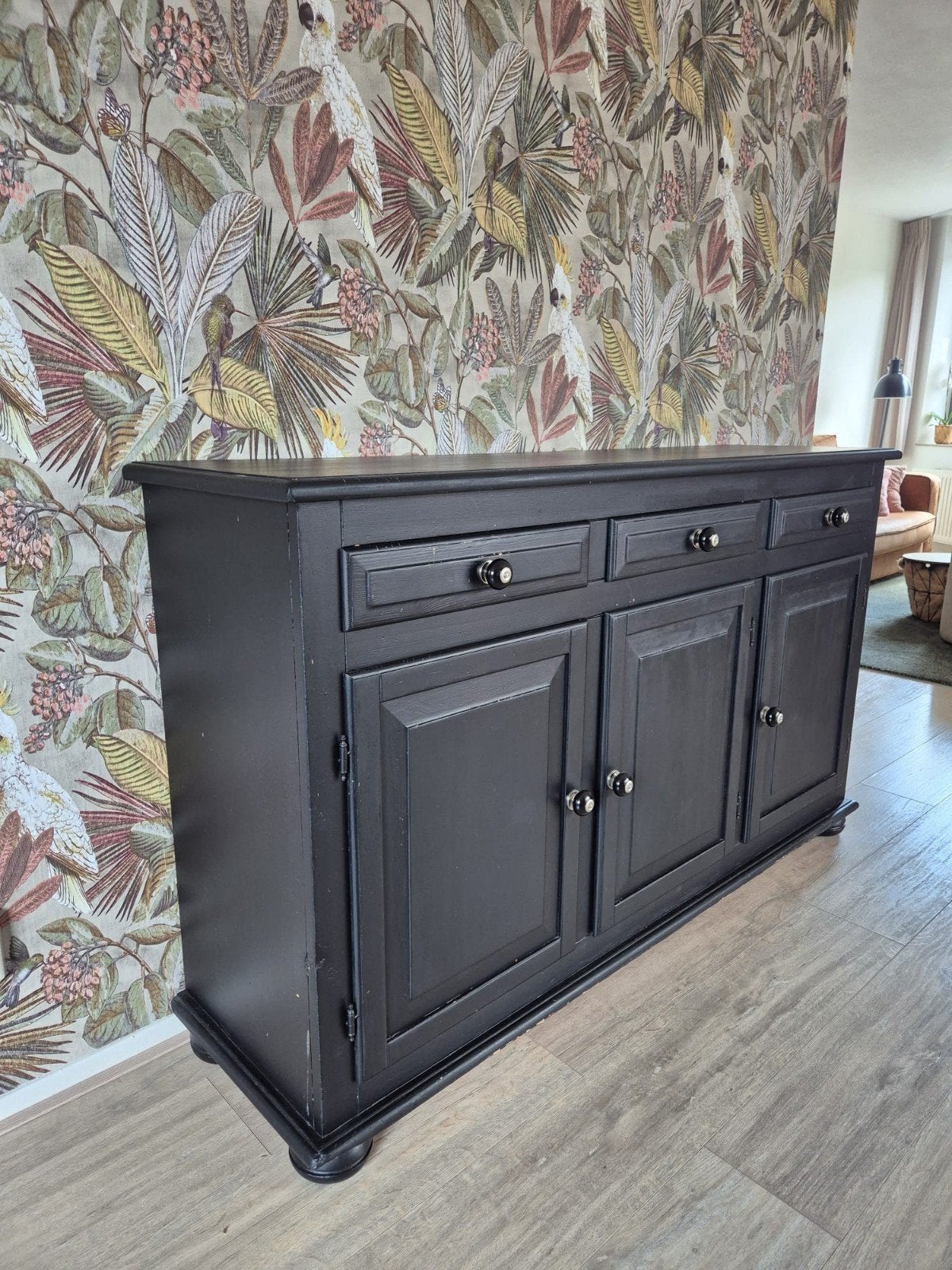Zwart houten dressoir, Huis en Inrichting, Kasten | Dressoirs, Ophalen, Gebruikt, 25 tot 50 cm, 150 tot 200 cm