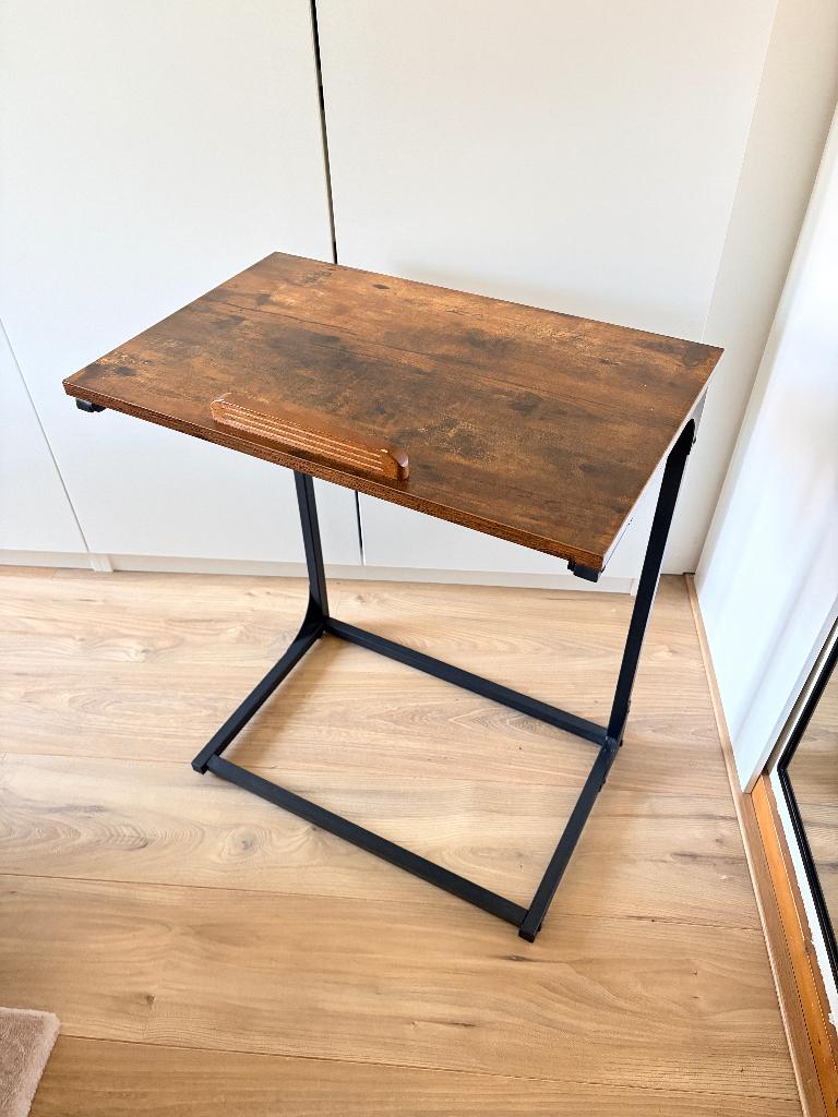 Mooie industriele laptop tafel - verstelbaar, Ophalen, Zo goed als nieuw