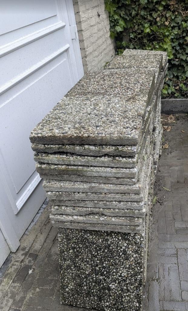 Grindtegels gratis op te halen in Berkel-Enschot, Tuin en Terras, Ophalen, Gebruikt, 10 m² of meer, Beton