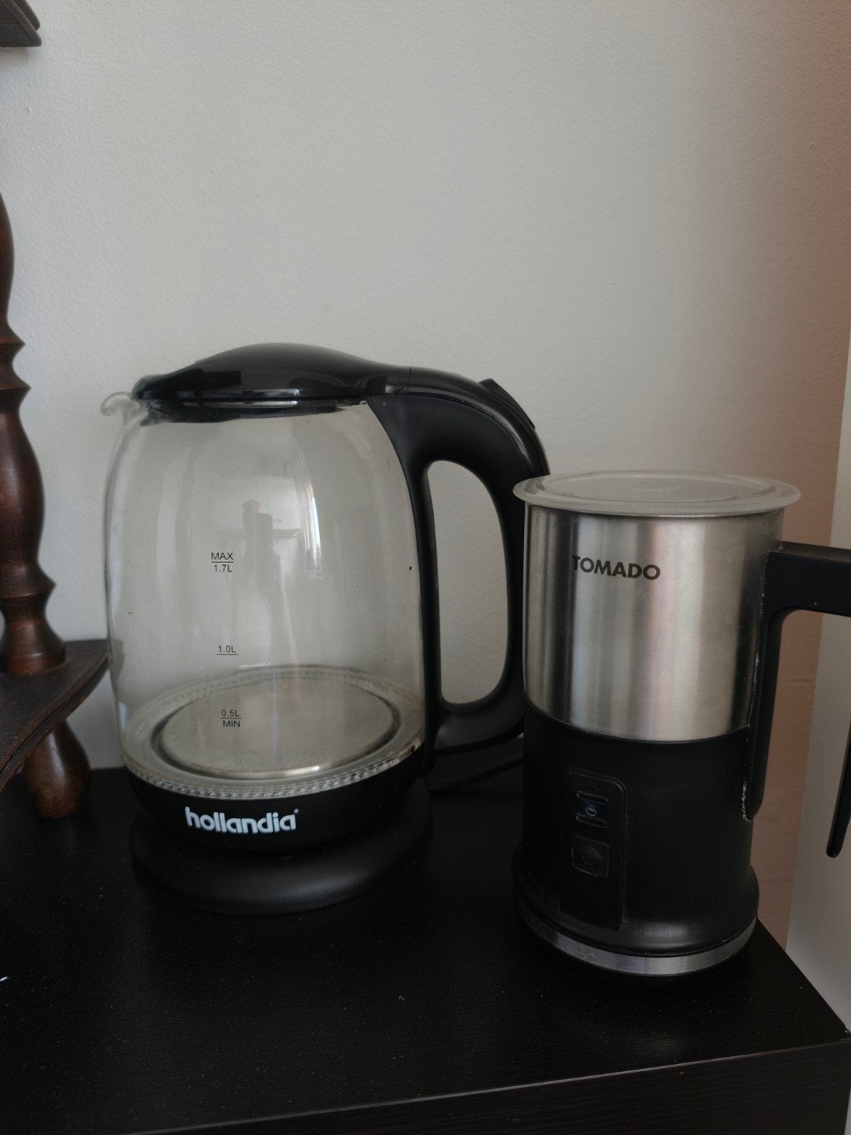Hollandia waterkoker en melkopschuimer - MOET WEG VOOR 01-10, 1 tot 2 liter, Ophalen, Gebruikt, Draadloos