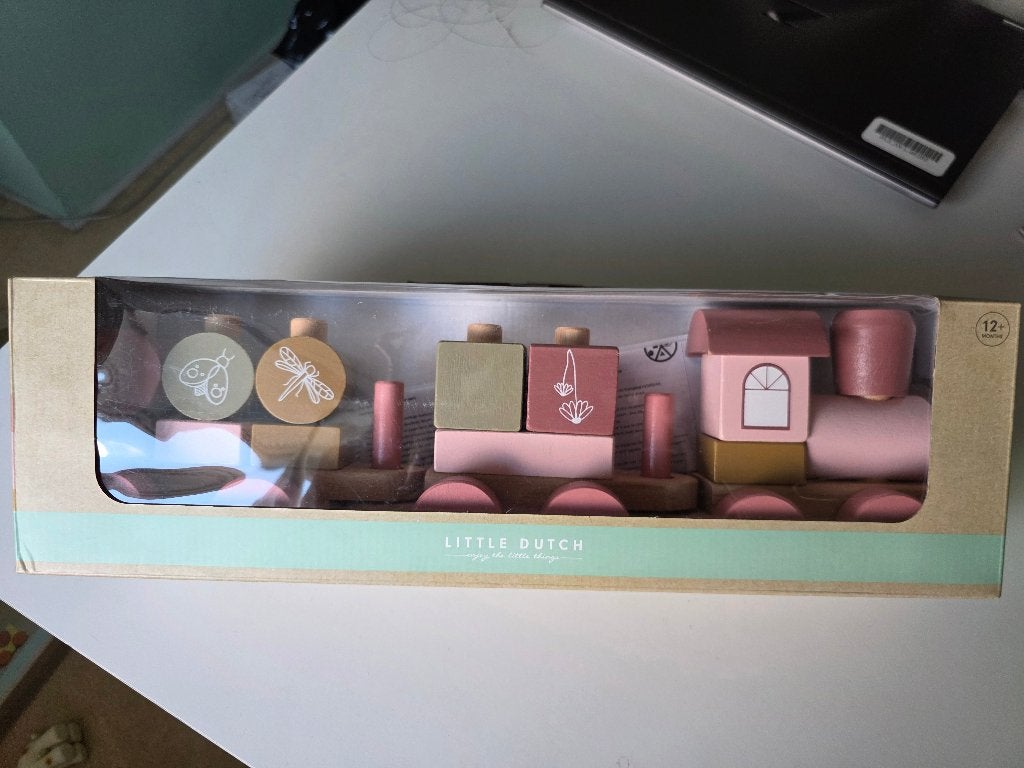Little dutch houten blokkentrein roze flowers, Kinderen en Baby's, Speelgoed | Houten speelgoed, Ophalen of Verzenden, Zo goed als nieuw