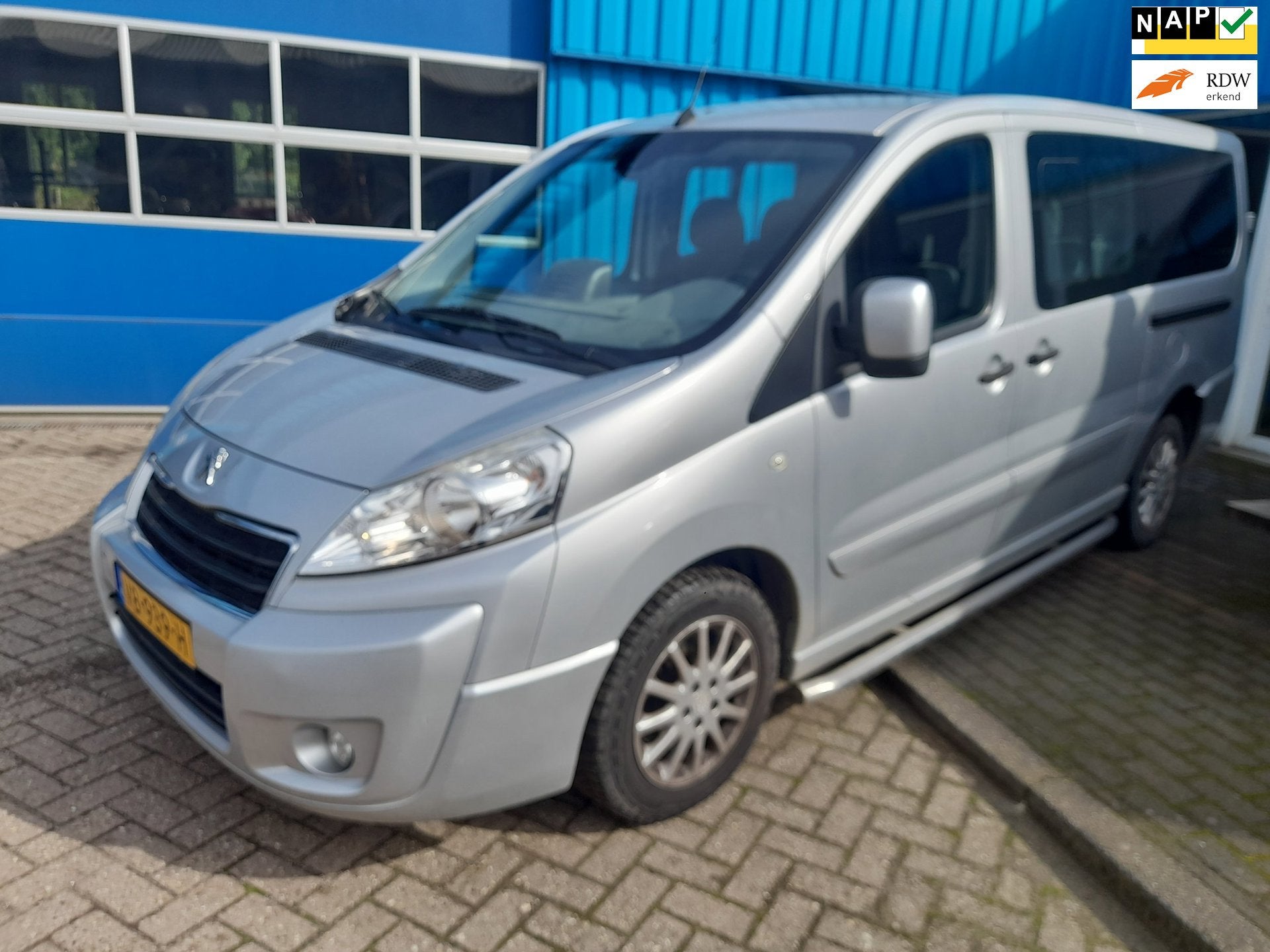 Peugeot Expert 229 2.0 HDI L2H1 DC Profit+, Voorwielaandrijving, Euro 5, Gebruikt, 4 cilinders