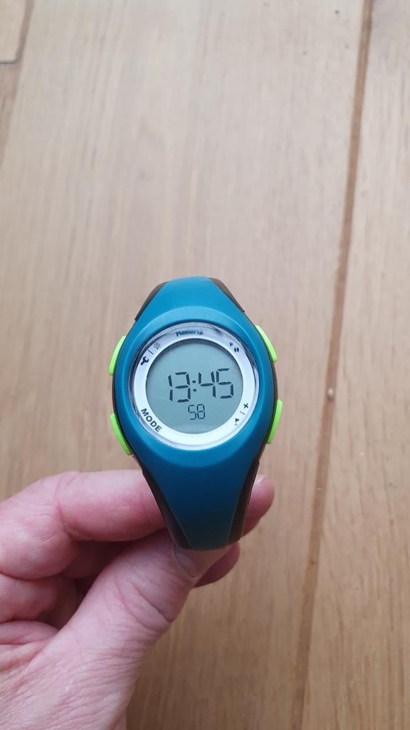 Horloge. Super gaaf. Decathlon, Ophalen, Zo goed als nieuw