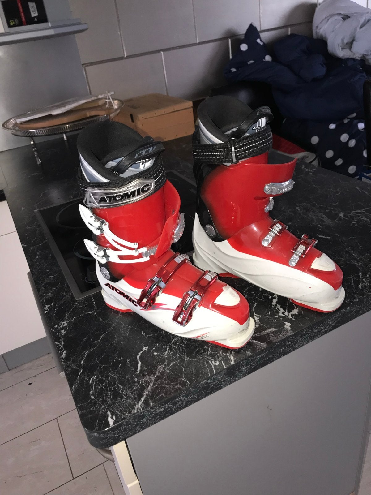 Atomic Skischoenen - Maat 28.0/28.5 - Zo goed als nieuw, Sport en Fitness, Schoenen, Ophalen of Verzenden, Zo goed als nieuw, Atomic