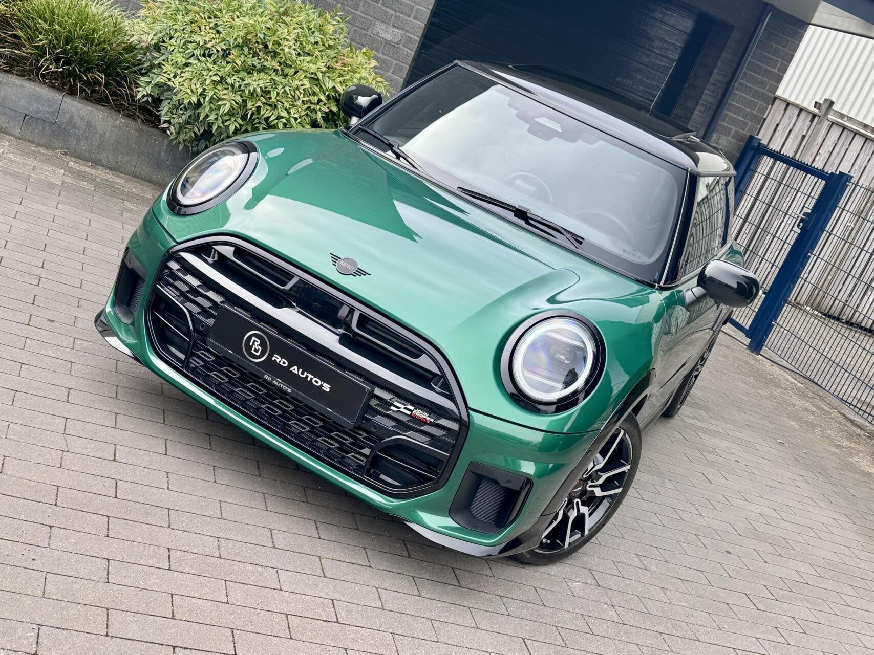 Mini Mini 2.0 Cooper S John Cooper Works Pano Camera Hud, Auto's, Gebruikt, Zwart, 4 cilinders, 4 stoelen