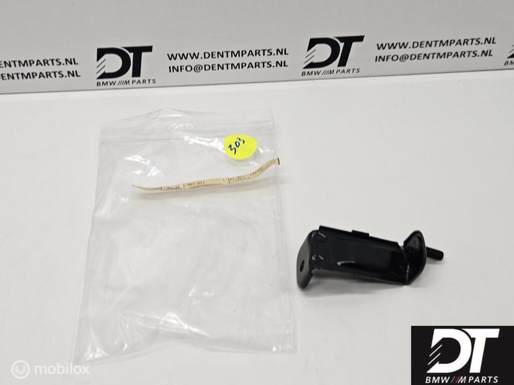 Bumpersteun linksachter BMW E28 51121867611, Auto-onderdelen, Nieuw, Ophalen of Verzenden