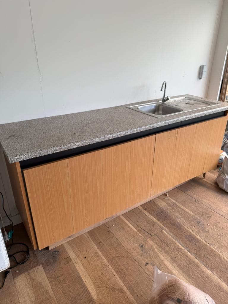 Mooie keuken van 2 meter ongeveer, Huis en Inrichting, Keuken | Complete keukens, Ophalen of Verzenden, Zo goed als nieuw