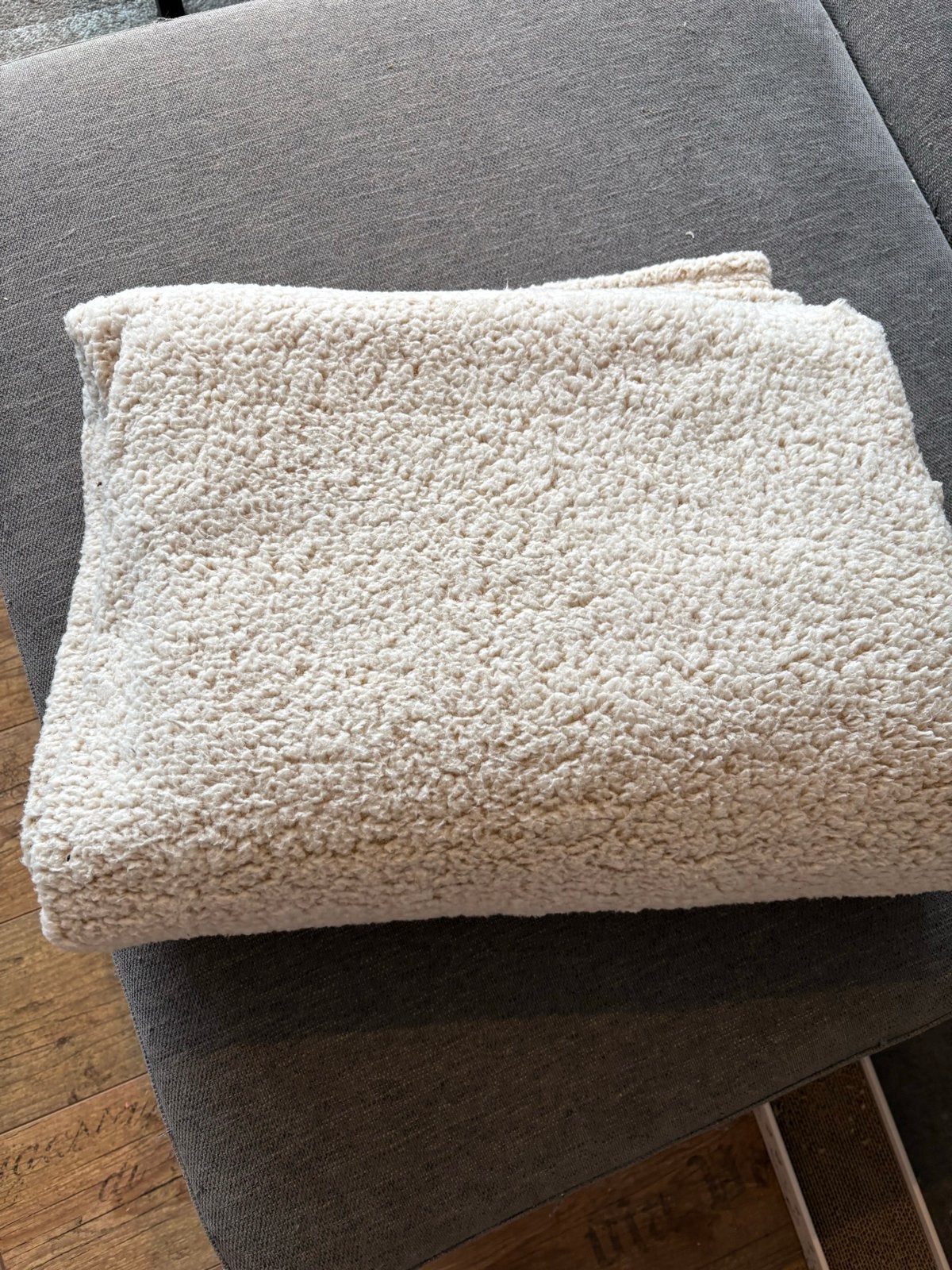 Zacht crèmekleurig teddy fleece deken, Beige, Ophalen of Verzenden, Zo goed als nieuw, Modern