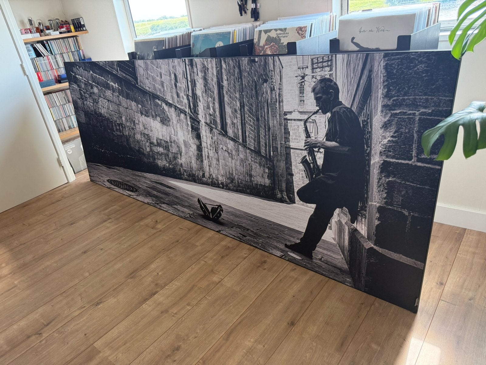 Werk aan de Muur akoestich paneel - Saxofonist in Zwart-Wit, Oorspronkelijke maker, Overige typen, 125 cm of meer, Ophalen of Verzenden