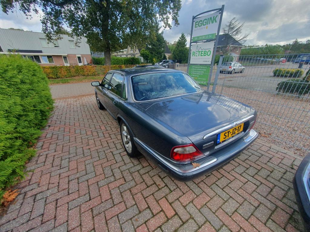 Jaguar XJ 3.2 Executive V8 1998 Grijs, foto 5