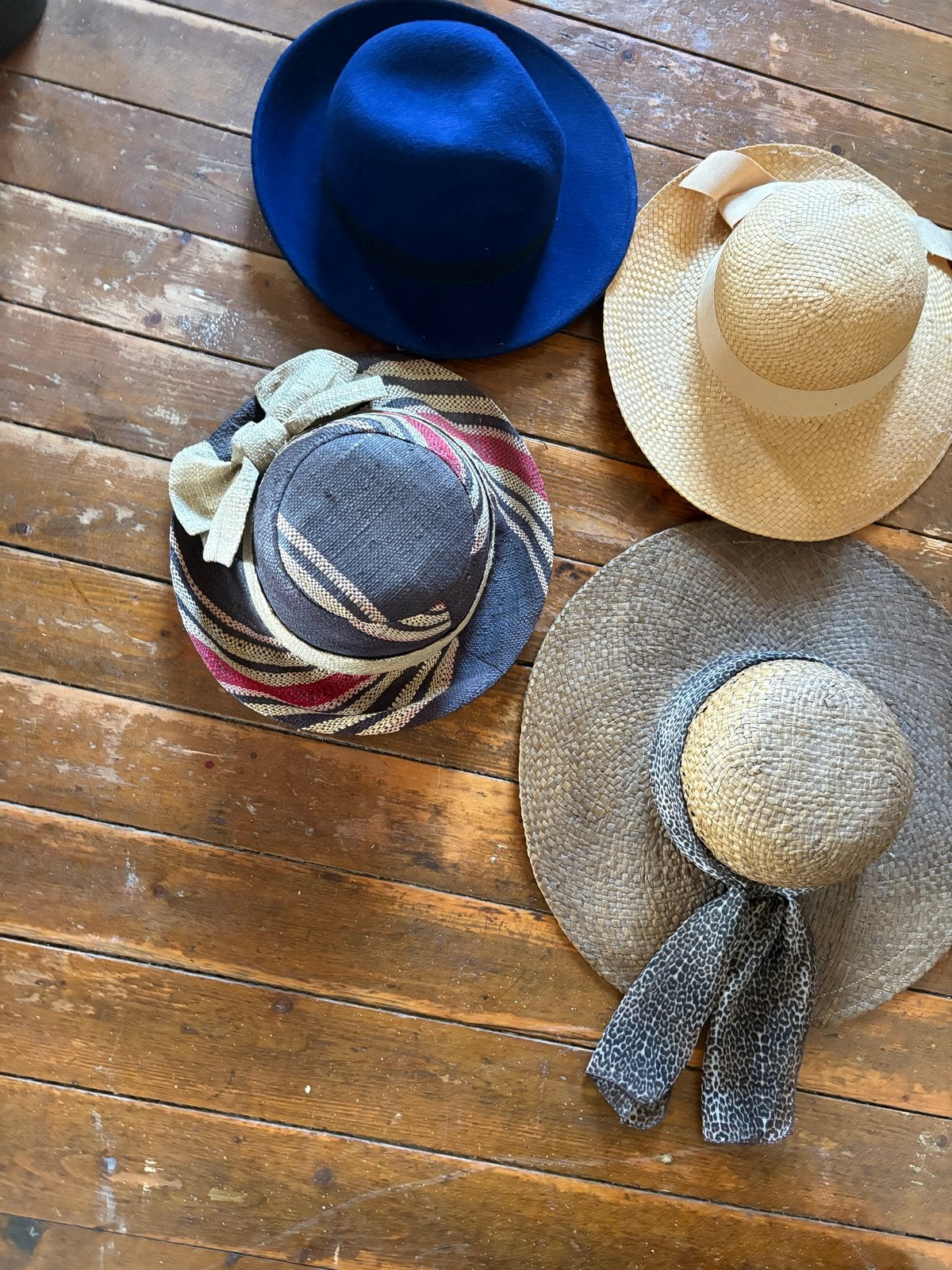 Diverse Hoeden Collectie - Verschillende Stijlen, Kleding | Dames, Hoeden en Petten, Ophalen of Verzenden, Gedragen, One size fits all