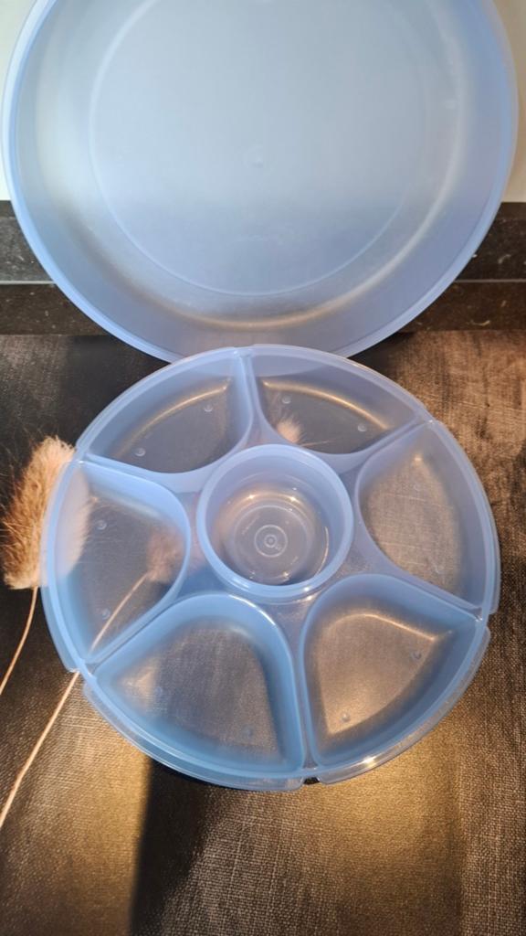 Tupperware serveerschaal/hapjesschaal rond blauw, Huis en Inrichting, Keuken | Tupperware, Ophalen of Verzenden, Gebruikt, Blauw
