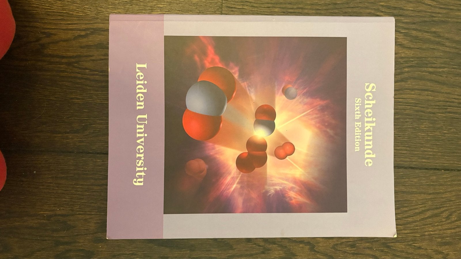 Scheikunde Sixth Edition - Leiden University, Boeken, Ophalen of Verzenden, Beta, Zo goed als nieuw, HBO
