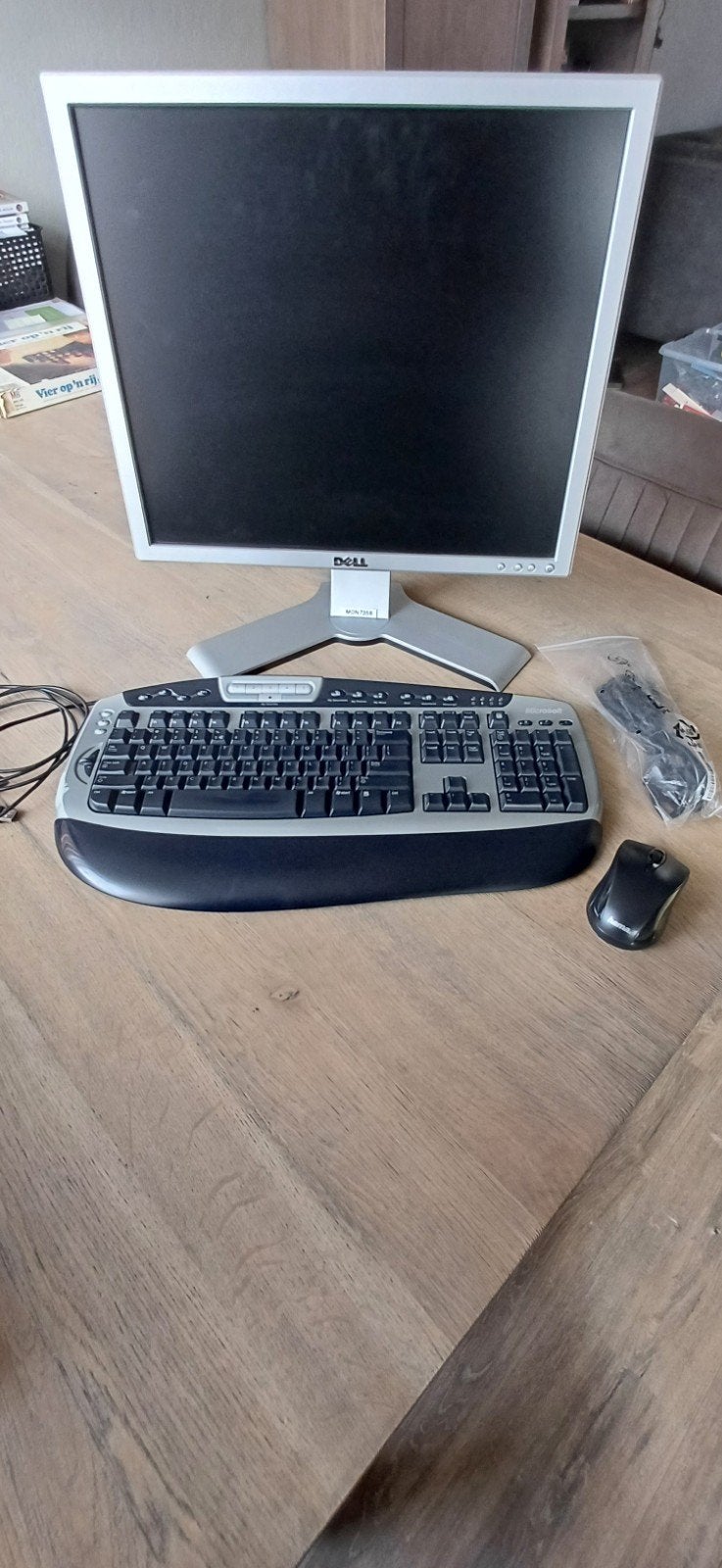 MONITOR DELL / PC setje., Computers en Software, Ophalen of Verzenden, Gebruikt, Onbekend, Dell