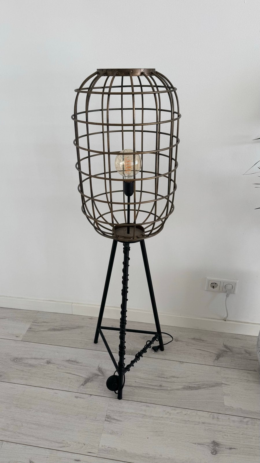 Light & living - Mooie staande lamp - Industrieel design, Infoforeverstyle@gmail.com, 100 tot 150 cm, Zo goed als nieuw, Fs