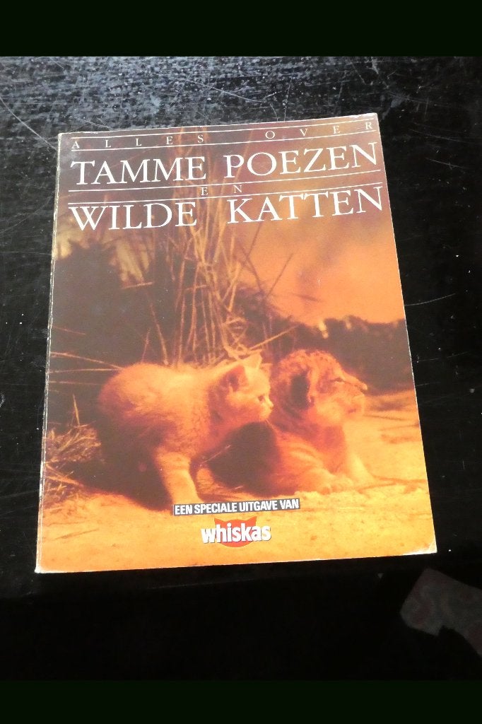 tamme poesen wilde katten, uitgave van Whiskas, Boeken, Dieren en Huisdieren, Gelezen, Speciale uitgave van wiskas, Ophalen of Verzenden