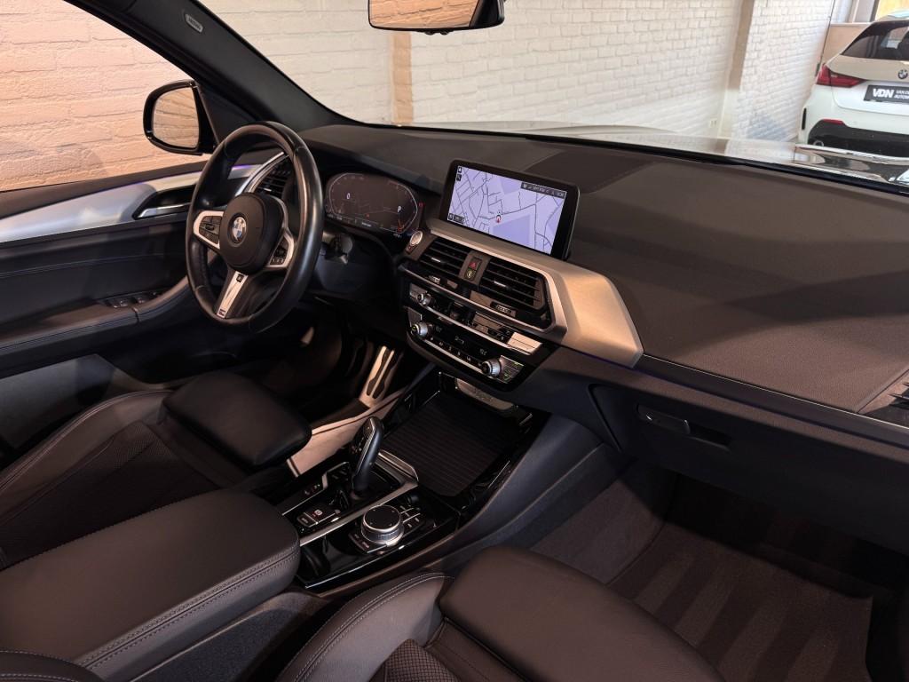 Bmw X3 xDrive20i High Executive M-Sport Pano Trekhaak Camera, Auto's, 1998 cc, Huisgarantie, 4 cilinders, Zwart