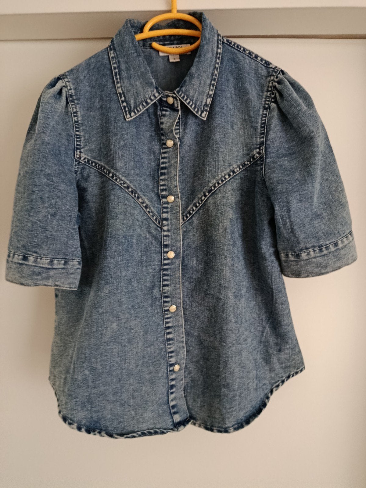 spijkerblousje mt s zgan van chiminy, Ophalen of Verzenden, Zo goed als nieuw, Maat 38/40 (M), Blauw