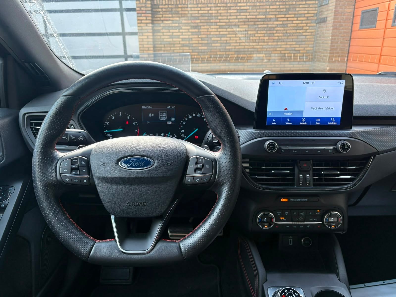 Ford Focus 1.5 EcoBoost ST Line Business |182PK, Stof, Zwart, Lichtsensor, Bedrijf