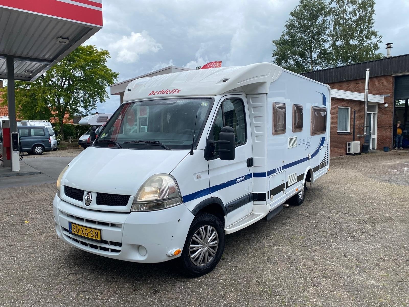 Dethleffs Esprit RT 2006 | Airco | Nieuwe APK | Fransbed, Caravans en Kamperen, Airbags, Ringverwarming, Treinzit, Particulier