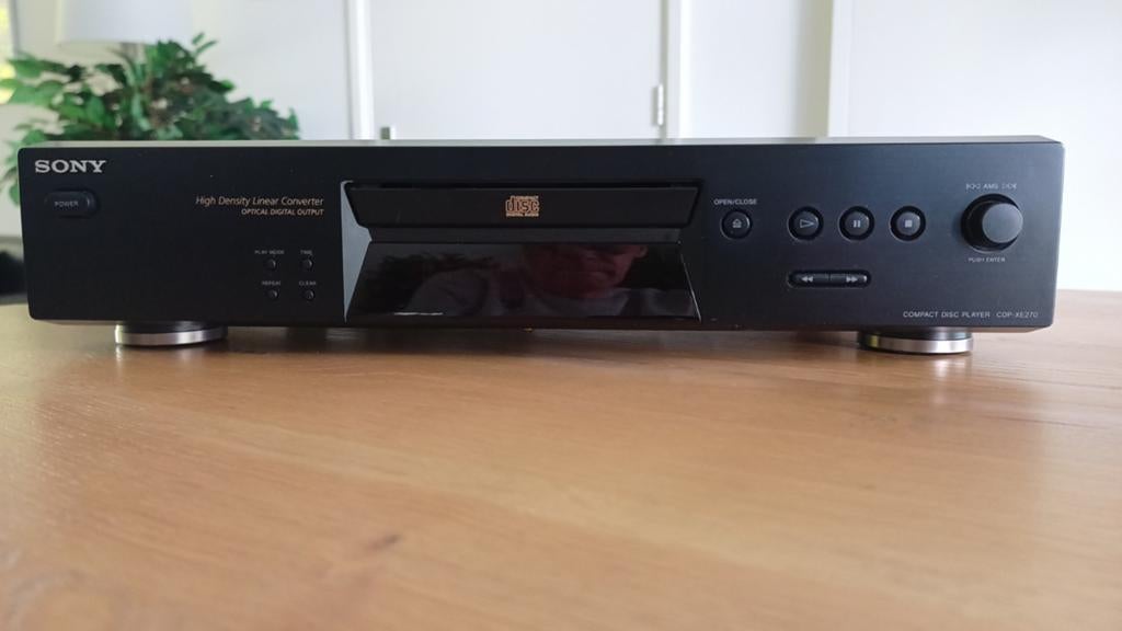Sony CDP-XE270 cd-speler met afstandsbediening, Ophalen of Verzenden, Zo goed als nieuw, Sony