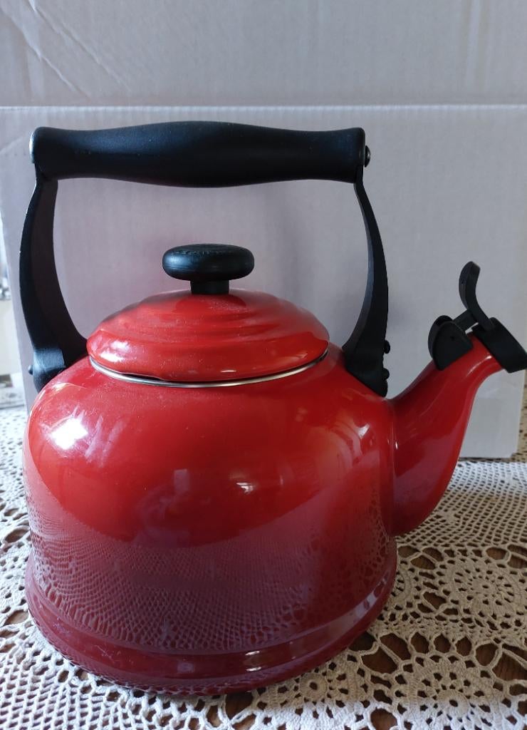 le Creuset fluitketel, Ophalen of Verzenden, Zo goed als nieuw