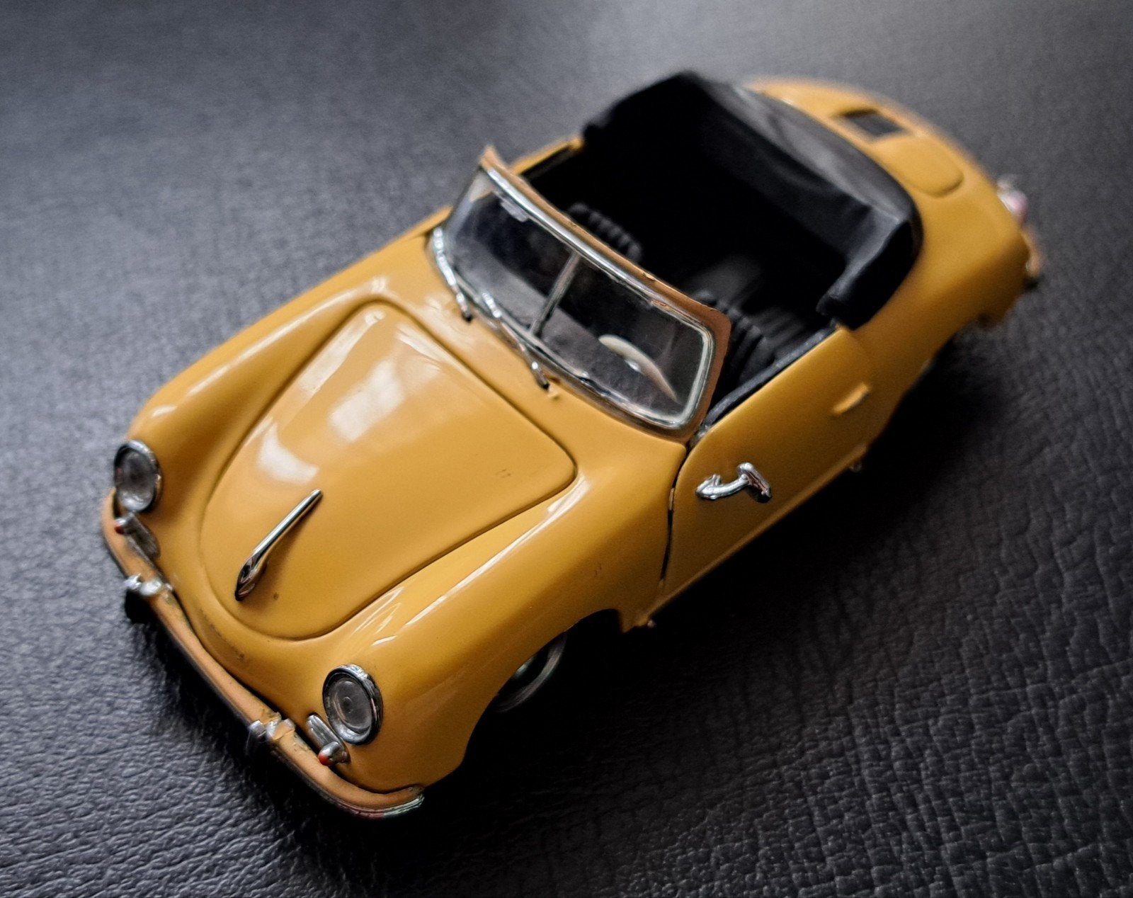 DetailCars 1:43 Porsche 356A cabriolet (T2) uit 1957, Hobby en Vrije tijd, Ophalen of Verzenden, Zo goed als nieuw, Auto, Overige merken